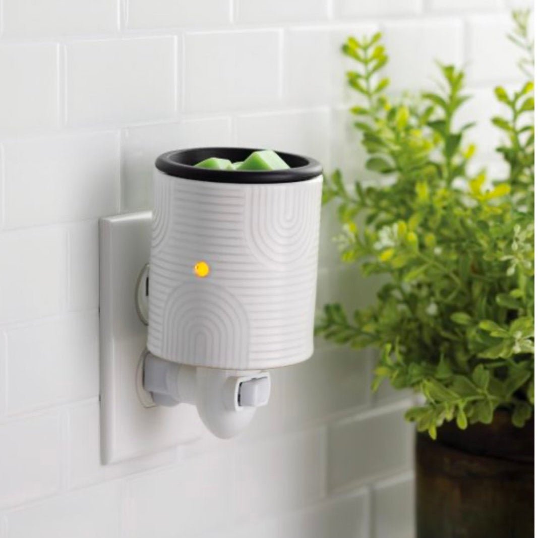 Arch Deco Flip Dish Pluggable Fragrance Warmer - Corn Crib Candles