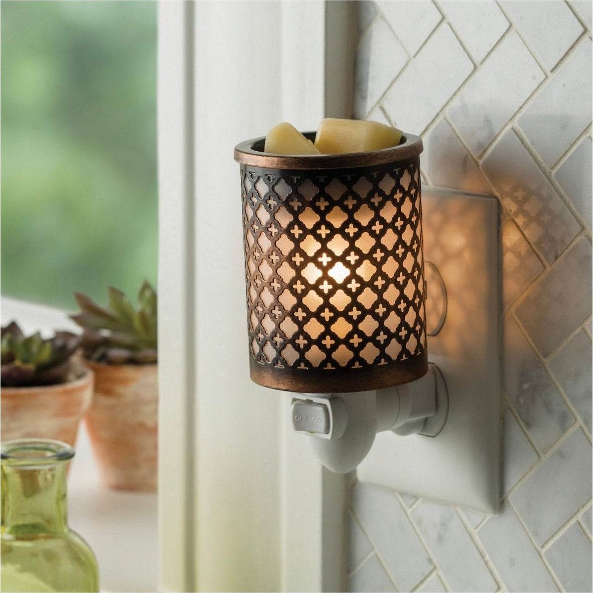 Metal Pluggable Fragrance Warmer Morocco - Corn Crib Candles